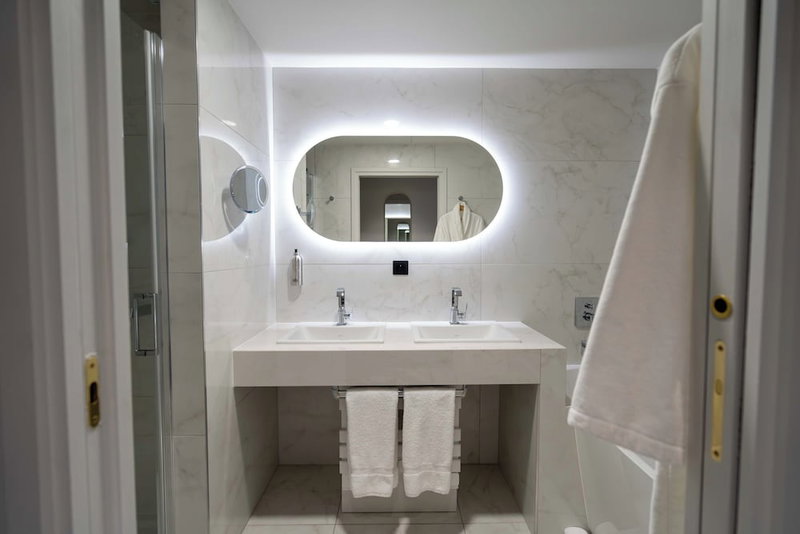 Hôtel Le Regina, Le Puy-en-Velay, France