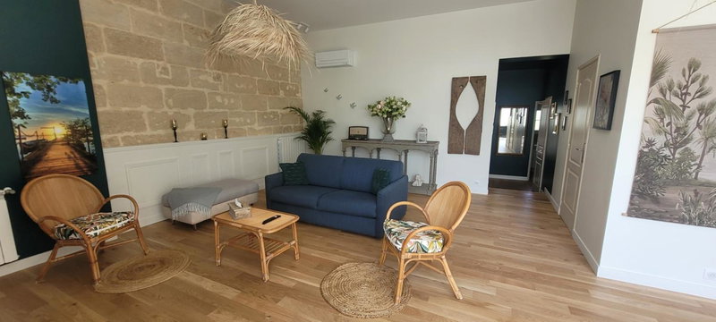Au Do'Mayne des Bouilles - Spa & Piscine, Lussac, France