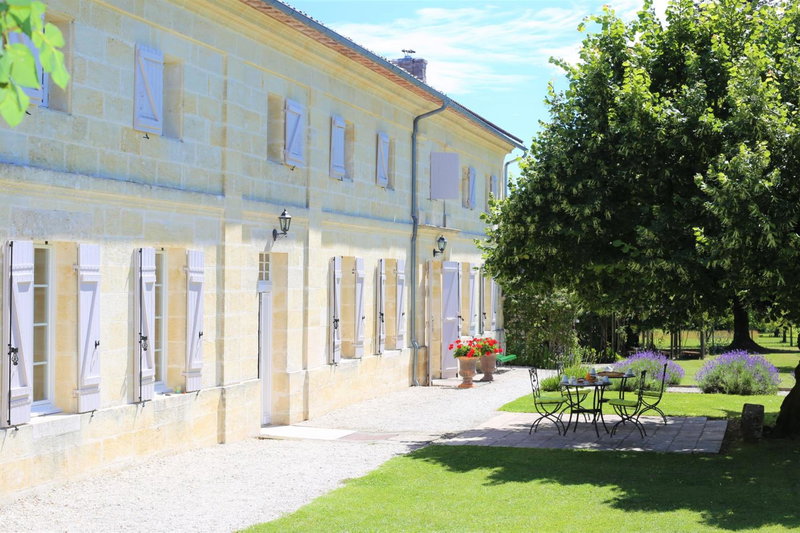Au Do'Mayne des Bouilles - Spa & Piscine, Lussac, France