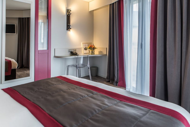 Grand Hôtel de Courtoisville, Saint-Malo, France