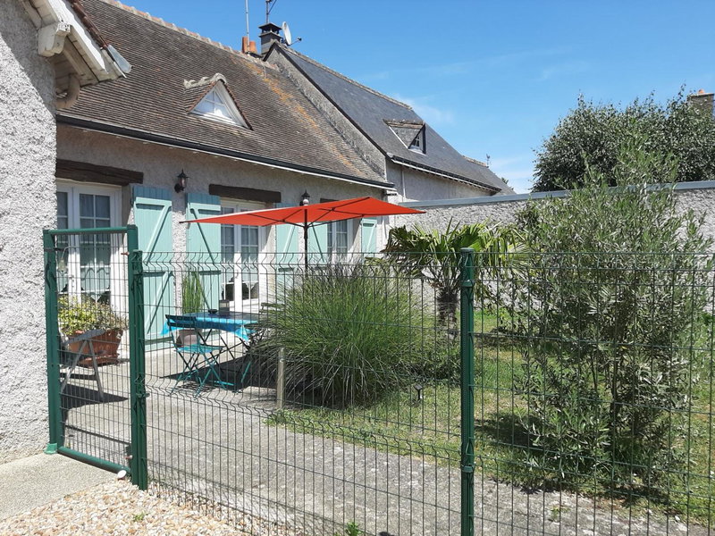 Les deux anes, Veuves, France