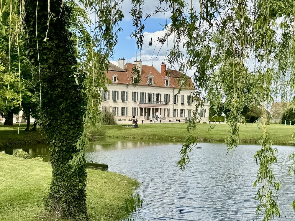 Hotel · Château de Quincey, Quincey