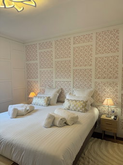Erawan Boutique Hotel, Evreux, France