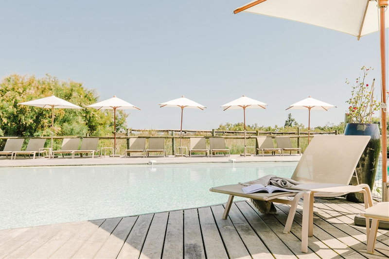 Hôtel Restaurant Les Arnelles, Saintes-Maries-de-la-Mer, France