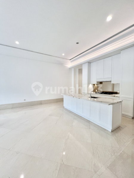 Apartment for rent in North Jakarta, Indonesia · Atmaya Apartment · 4 rooms, 3 baths