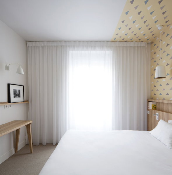 Hôtel et Apparts Marin, Laval, France