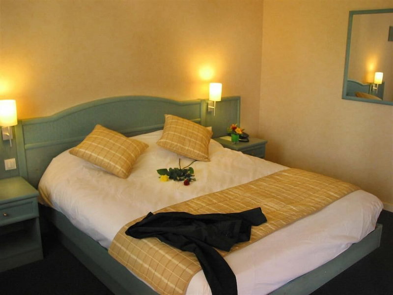 Hotel L'Océane Angers Parc Expo, Rives-du-Loir-en-Anjou, France