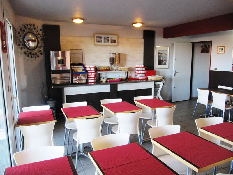 Brit Hotel Essentiel Sète / Balaruc, Balaruc-le-Vieux, France
