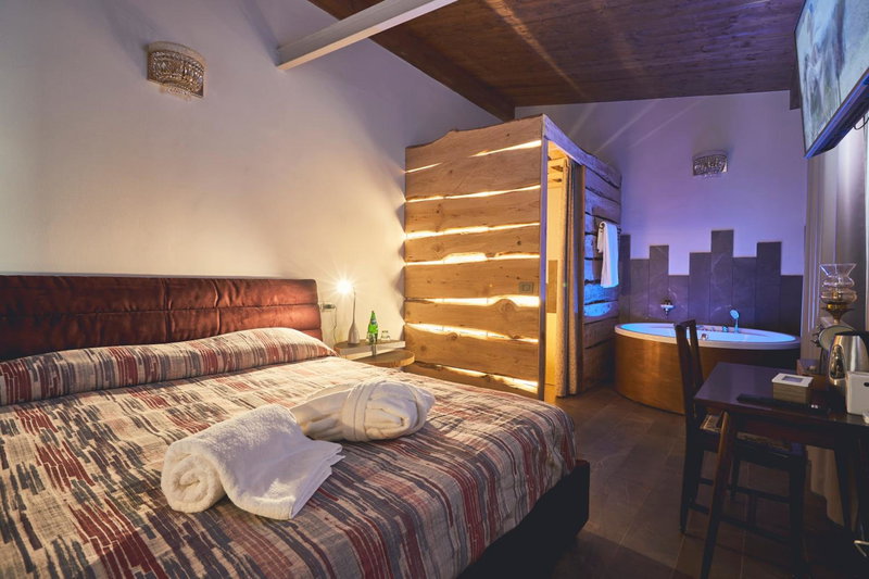 Le Stagioni Luxury Suite, Forlì, Italy