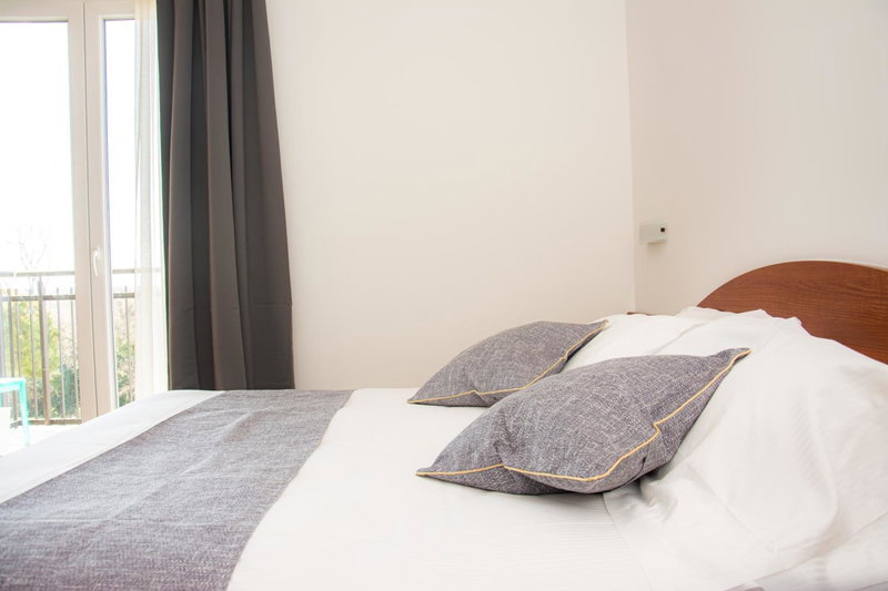 Hotel Nuova Barcaccia, Peschiera del Garda, Italy