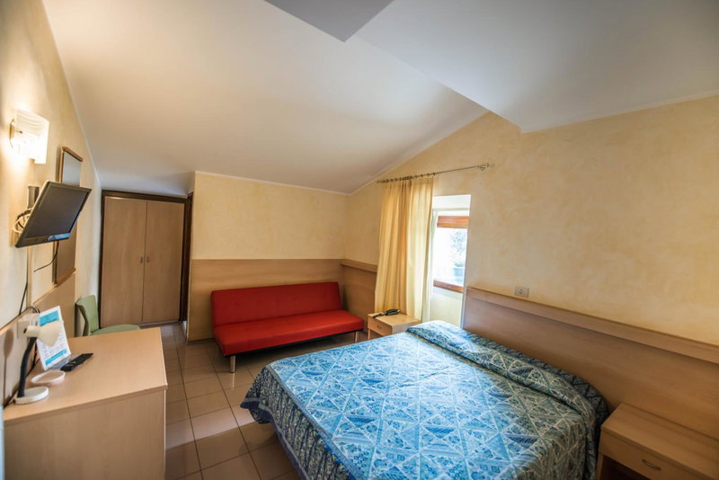 Hotel Johnson, Peschiera del Garda, Italy