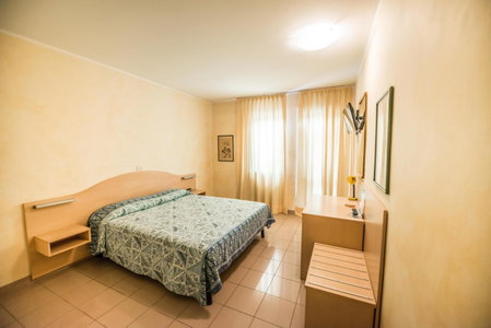 Hotel Johnson, Peschiera del Garda, Italy
