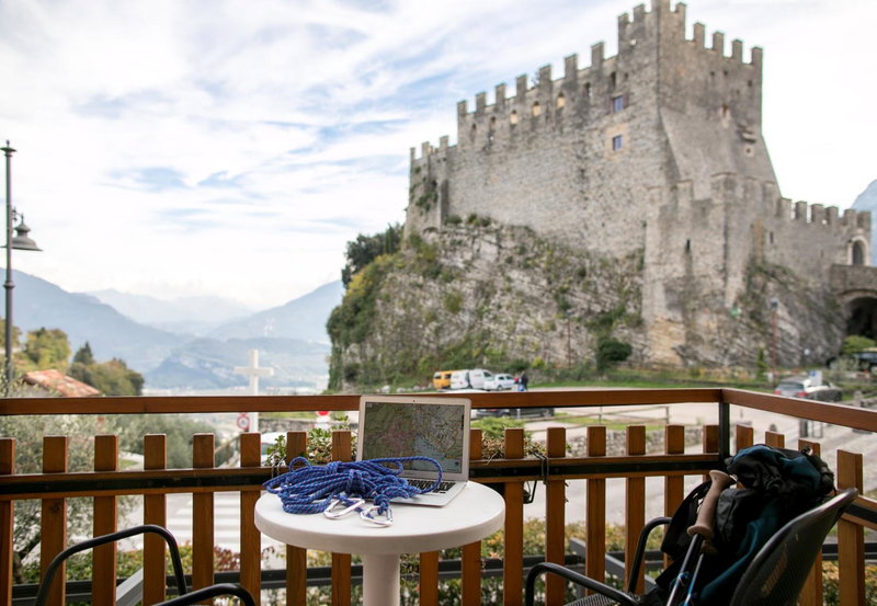 Hotel Antica Croce - Gardaslowemotion, Tenno, Italy