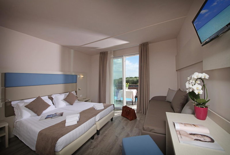 Spa Hotel Splendid Sole, Manerba del Garda, Italy