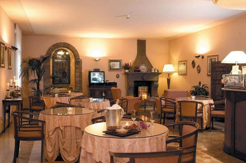 Hotel Castello, Modena, Italy
