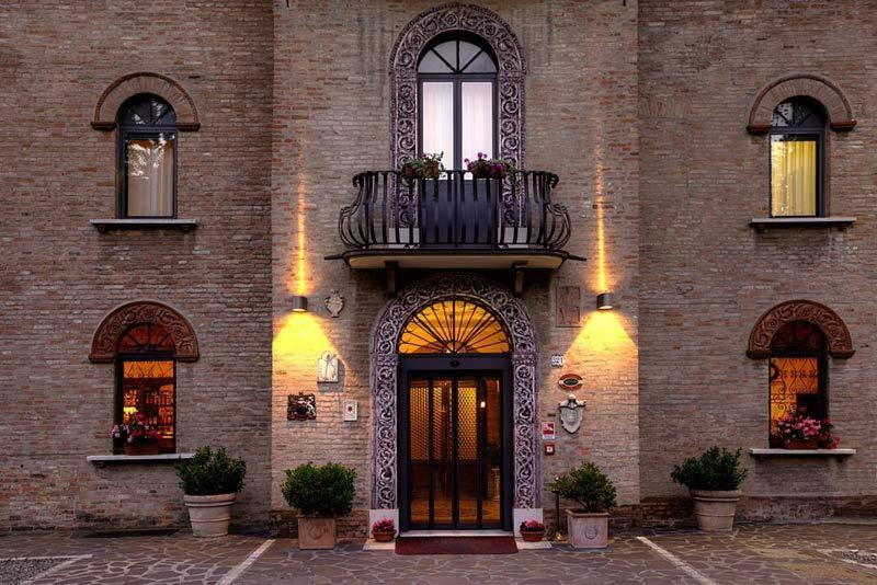 Hotel Castello, Modena, Italy