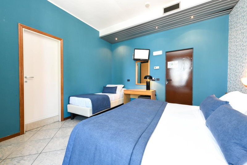 Hotel Aurora, Desenzano del Garda, Italy