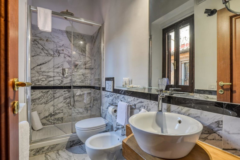 Easybnb - Luxury Navona, Rome, Italy