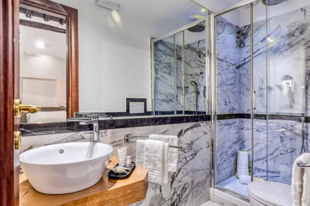 Easybnb - Luxury Navona, Rome, Italy