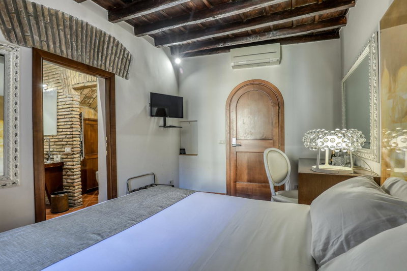 Easybnb - Luxury Navona, Rome, Italy