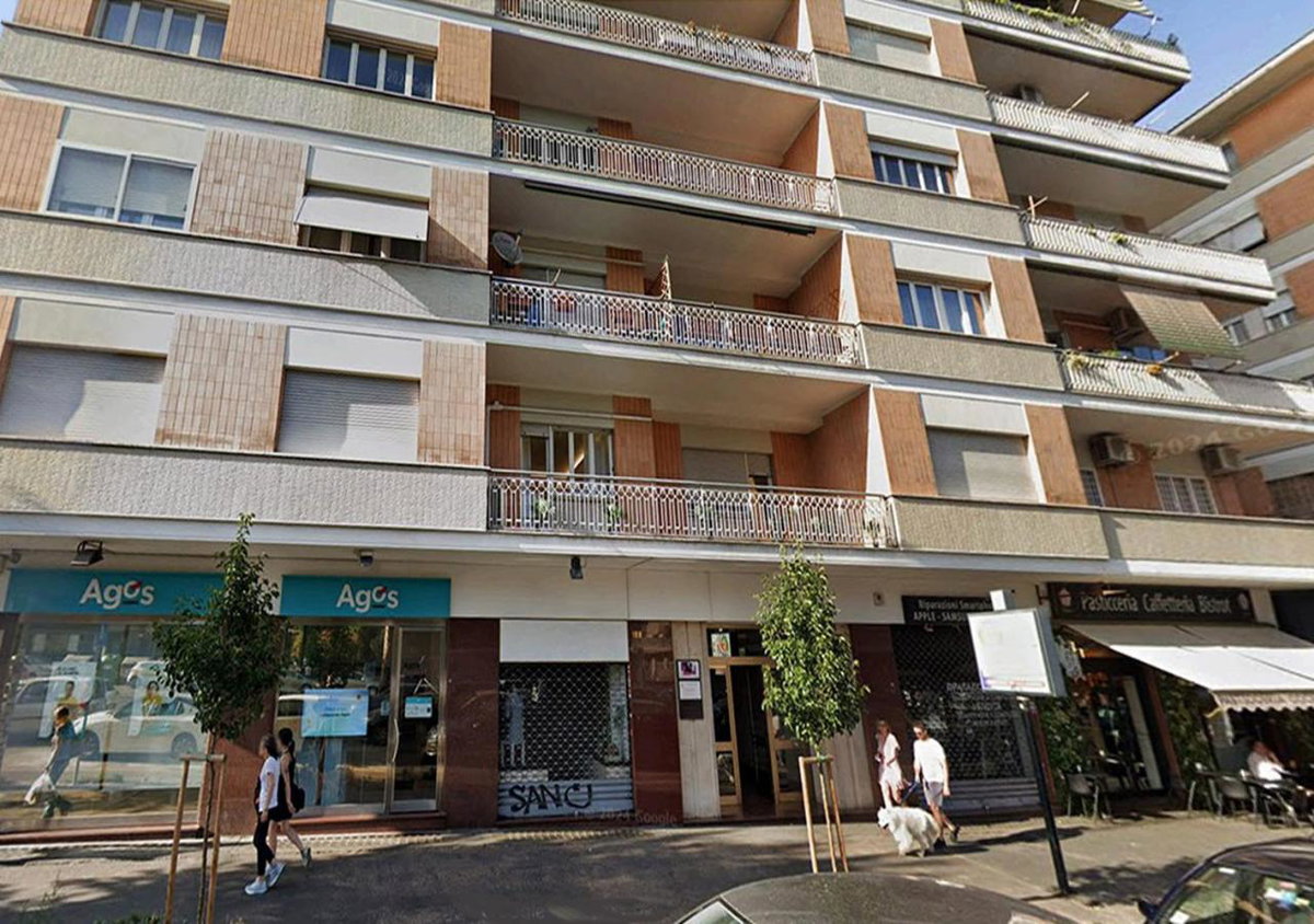 Gregory Place, Italy