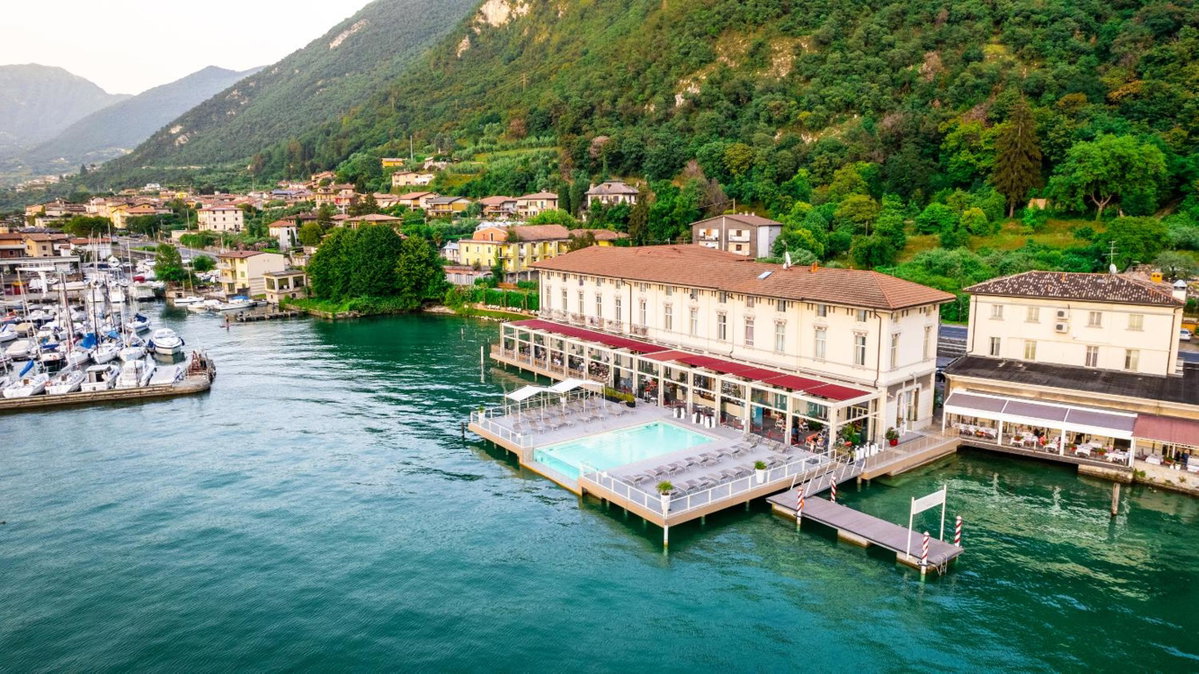 Hotel · Araba Fenice Hotel, Iseo