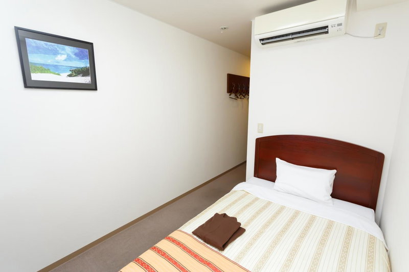 Hotel Peace Island Miyakojima Shiyakusho Tori, Miyako Island, Japan