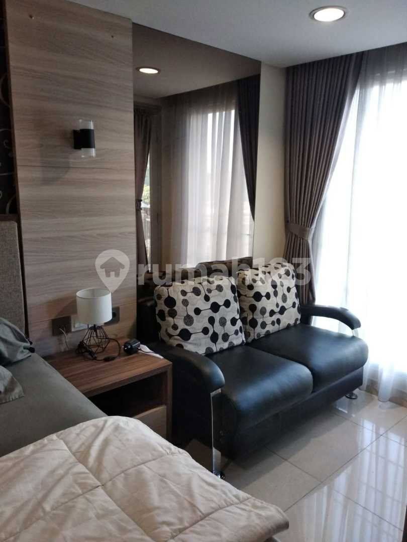Louis Kienne, Indonesia