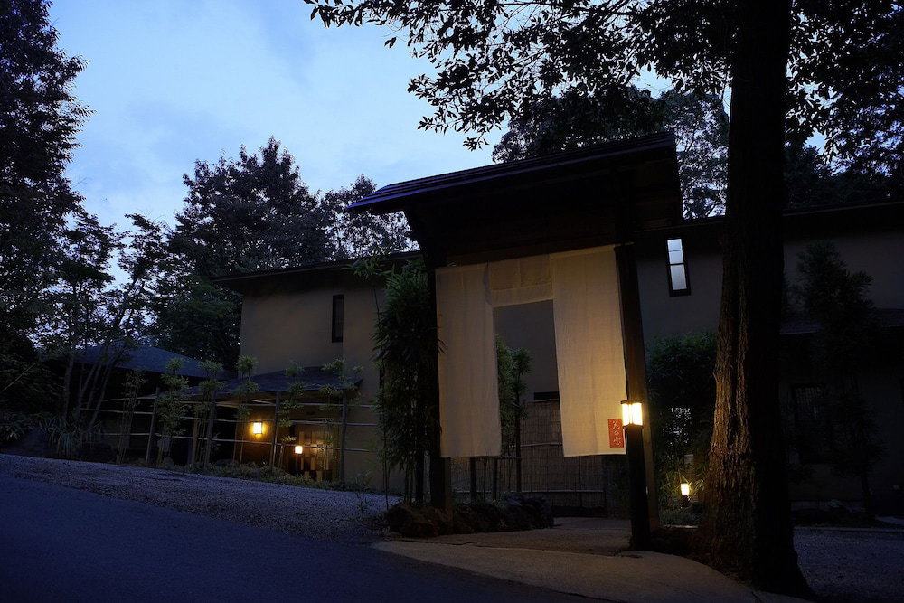 Hotel · Hana no kumo, Ito