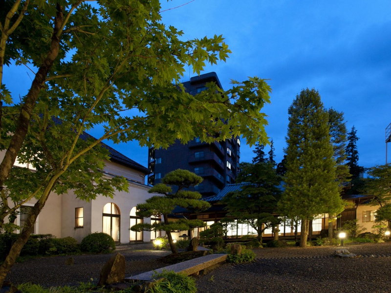 Katakura Silk Hotel, Suwa, Japan