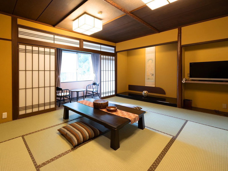 Ichirino Kogen Hotel Roan, Hakusan, Japan