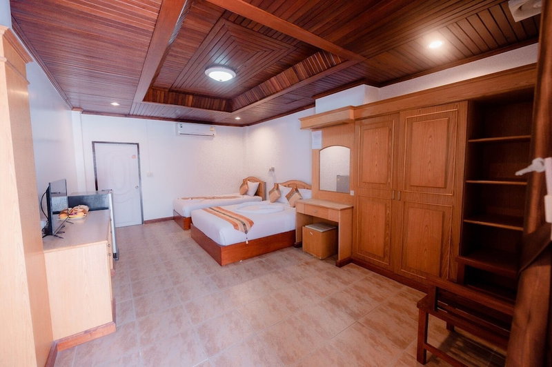 Coconut Grove Hotel Samui - Hostel, Koh Samui, Thailand