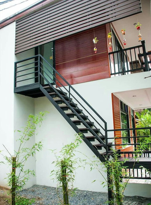 Banchomchan, Lan Saka, Thailand