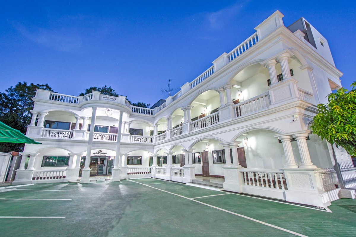 Hotel · Happiness Guesthouse, Pak Chong