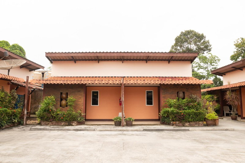 M.P Resort, Ao Nam Mao, Thailand