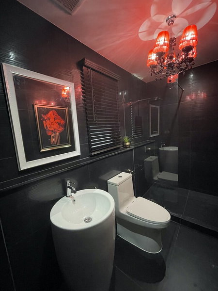 Hollywood Pool Villa Jomtien Pattaya, Pattaya, Thailand