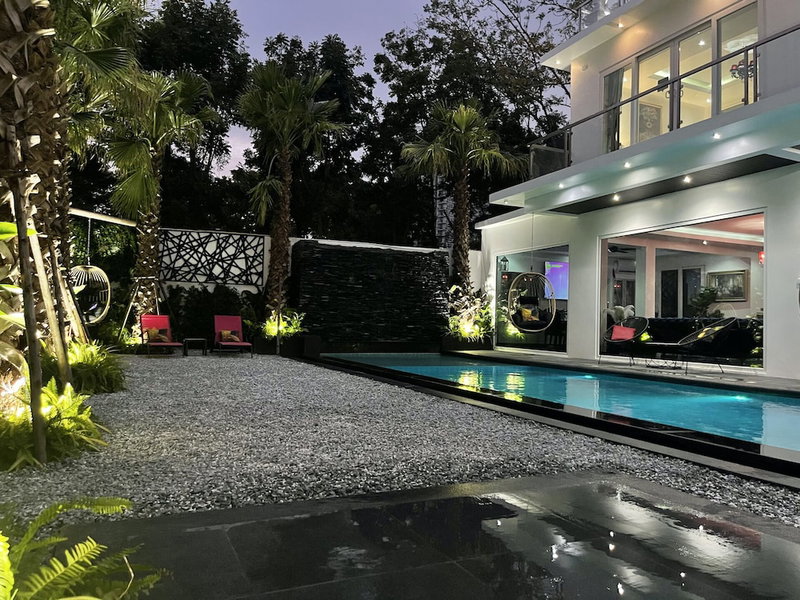 Hollywood Pool Villa Jomtien Pattaya, Pattaya, Thailand