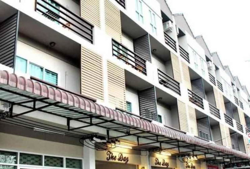 Be Rich Hotel, Ban Bang Saen (1), Thailand