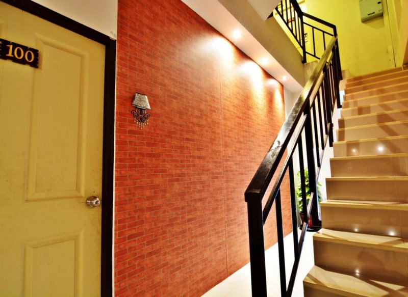 Be Rich Hotel, Ban Bang Saen (1), Thailand