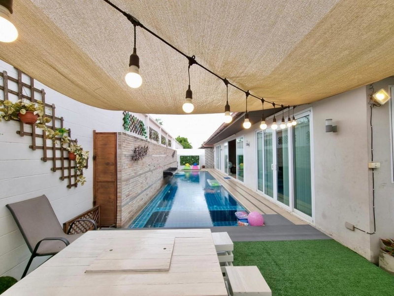 Peter Pan Poolvilla, Jomtien Beach, Thailand