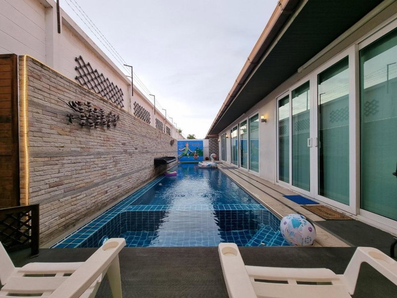 Peter Pan Poolvilla, Jomtien Beach, Thailand