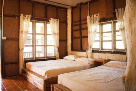 บ้านสวนศรเพชร, Phetchabun, Thailand