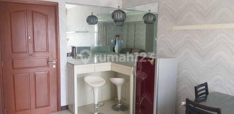 Apartment for rent in Surabaya, Indonesia · Pakuwon WaterPlace Tower A · 3 rooms, 2 baths