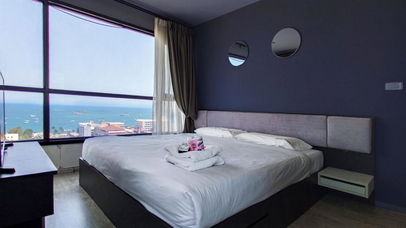 Pattaya Beach Sea View Rooftop Pool Resort, Pattaya Central, Thailand