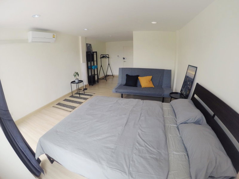 Hostbox Bangkok, Lat Krabang, Thailand