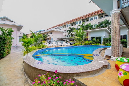 Baanloksouylokchay, Hua Hin, Thailand
