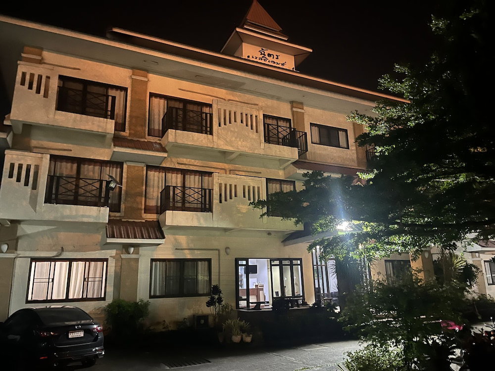 Hotel · Chat Residence Hotel, Chiang Rai