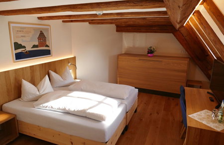 Hotel zum schwarzen Ross und Gutmann Zur Post, Hilpoltstein, Germany