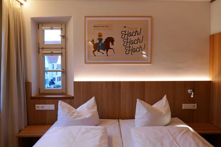 Hotel zum schwarzen Ross und Gutmann Zur Post, Hilpoltstein, Germany