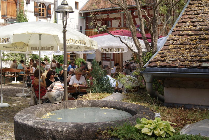 Hotel zum schwarzen Ross und Gutmann Zur Post, Hilpoltstein, Germany
